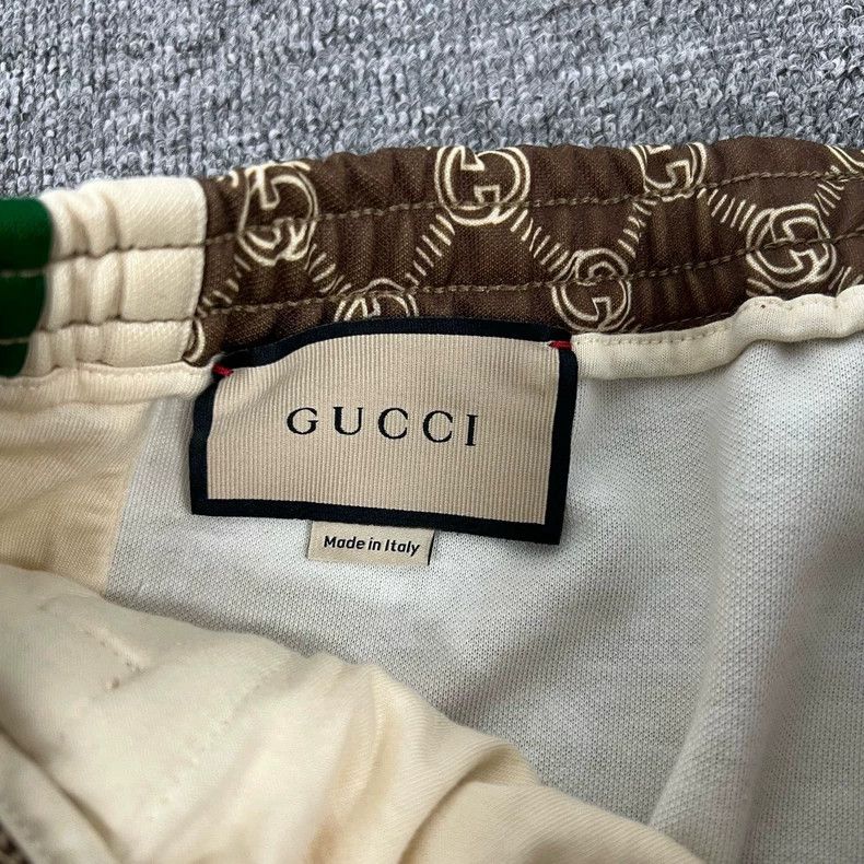 Gucci Gucci Size XS Full print double G red and green striped sw Size US 30 / EU 46 - 5 Thumbnail