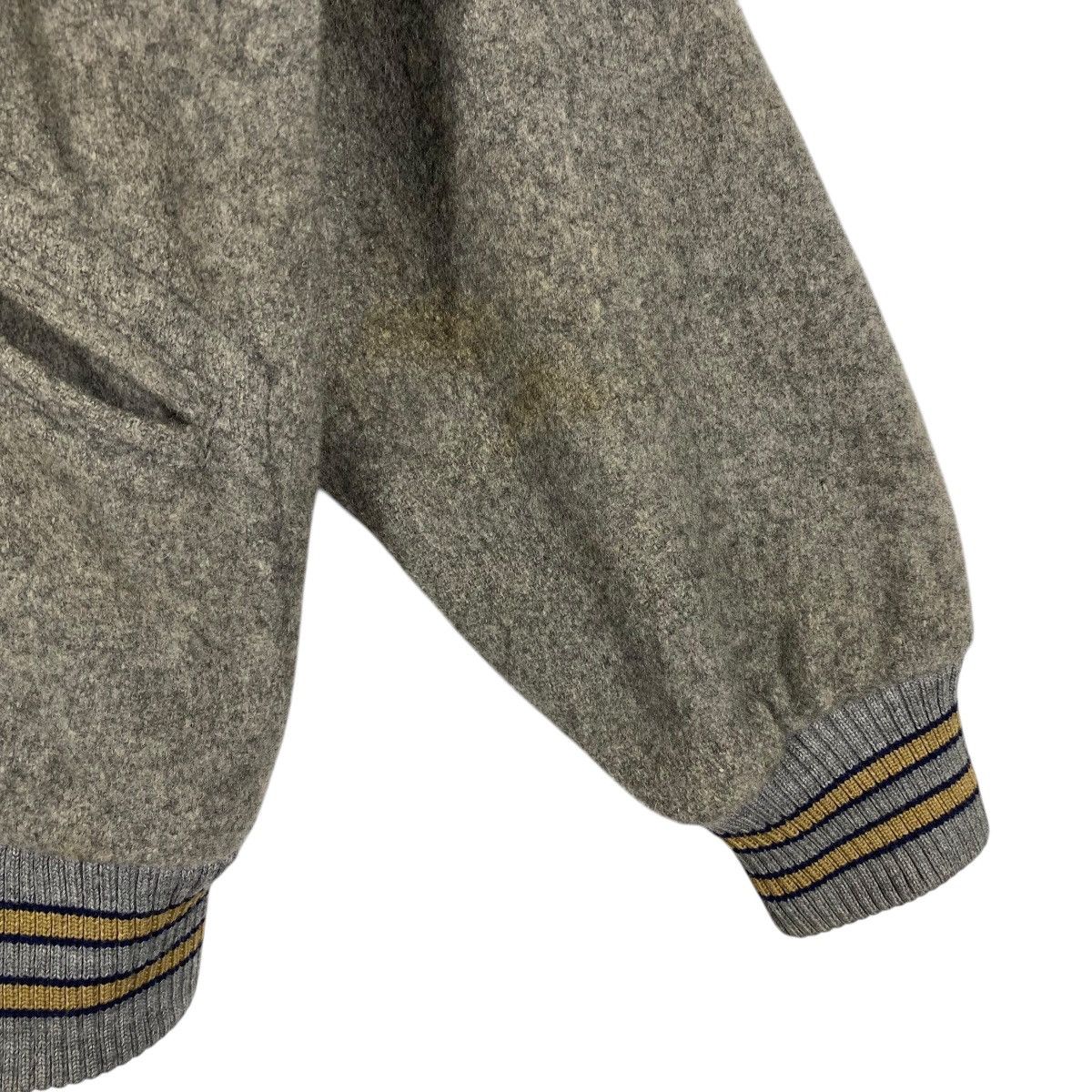 NCAA Vintage NCAA Varsity Wool Jacket M Size Grey Colour Size US M / EU 48-50 / 2 - 5 Thumbnail