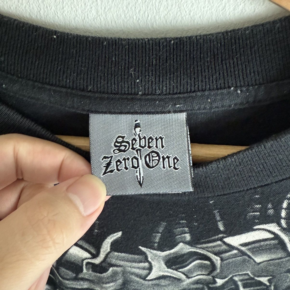Japanese Brand × Vintage Seven Zero One Liquid Blue Terminator Big Print Tee Size US L / EU 52-54 / 3 - 5 Thumbnail