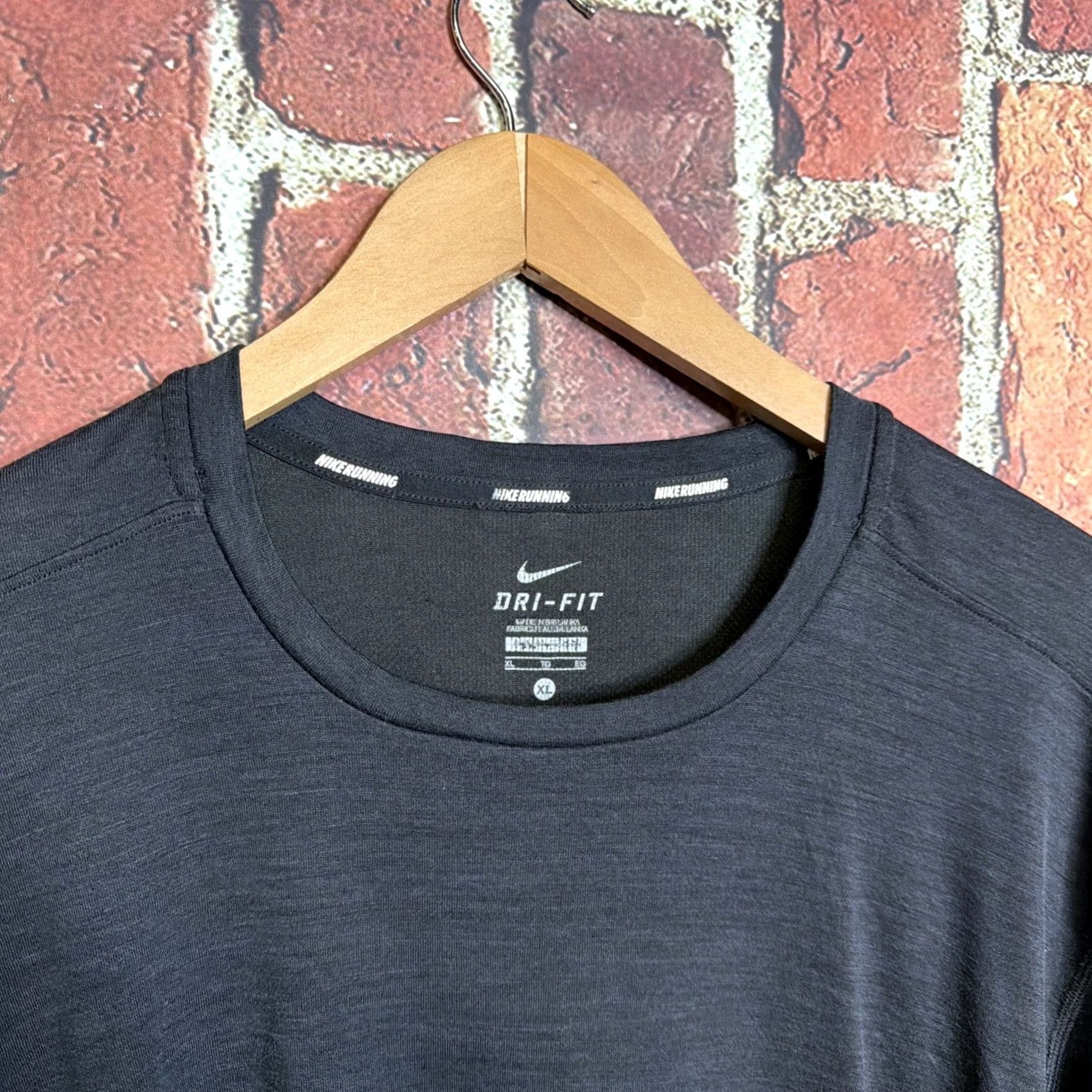 Nike Nike Dri-FIT Shirt XL Gray Mens Running Long Sleeve Crew Neck Top SS/LS Athletic Training Shirt Size US XL / EU 56 / 4 - 2 Thumbnail