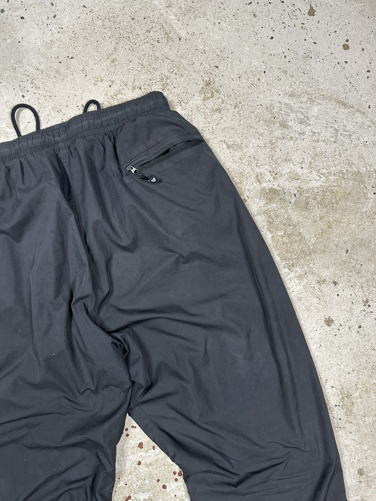 Nike Vintage Y2K Nike SB Baggy Black Track Pants Swoosh Size US 34 / EU 50 - 14 Thumbnail