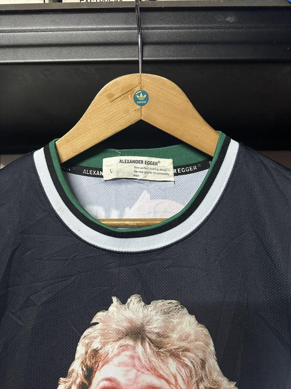 NBA × Rap Tees Rare Nba Larry Bird Big Face By Alexander Egger Jersey Tee Size US L / EU 52-54 / 3 - 4 Thumbnail