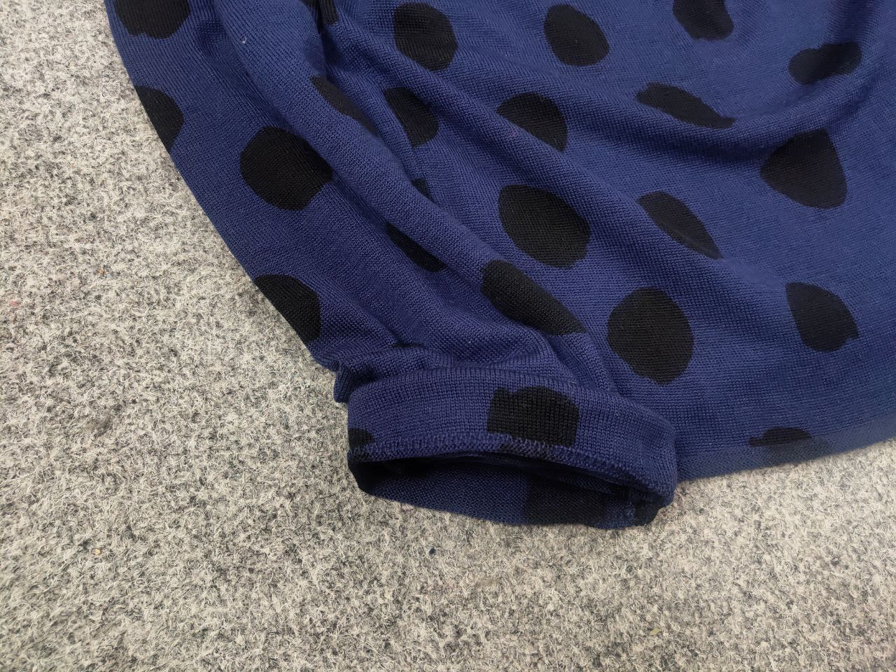 Comme des Garcons Vintage COMME des GARCONS Dot Printed Wool Knit Sweater Size US XS / EU 42 / 0 - 5 Thumbnail