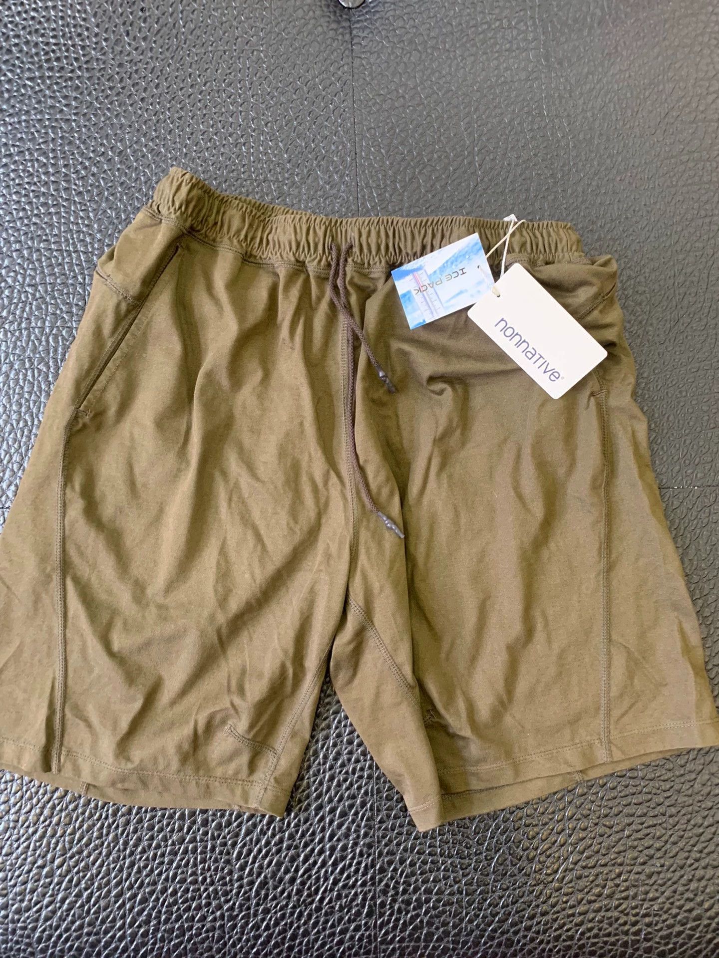 Nonnative nonnative JOGGER C/N JERSEY ICEPACK Zip Short Olive 4 24ss Size US 34 / EU 50 - 1 Thumbnail