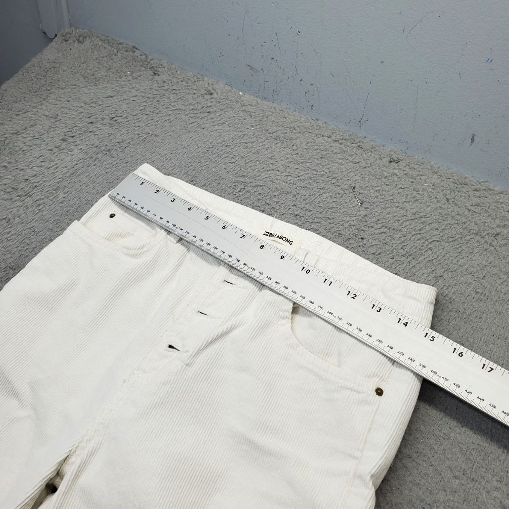 Billabong Billabong Womens White Corduroy Pants 28 Flat Front Straight Button Fly Chino Casual Vintage? No Size 28" / US 6 / IT 42 - 3 Thumbnail