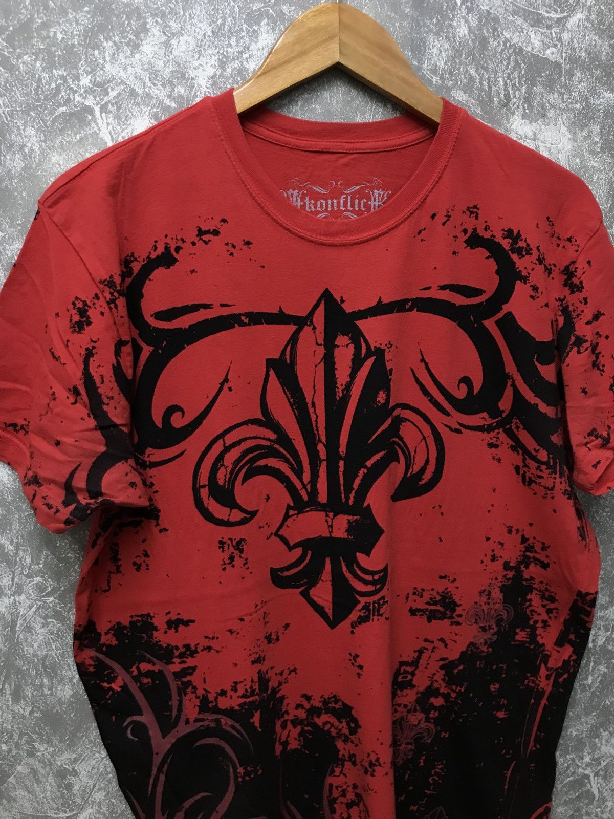 Affliction Affliction Fleur De Lis Y2K Graphic Tee Size US L / EU 52-54 / 3 - 4 Thumbnail