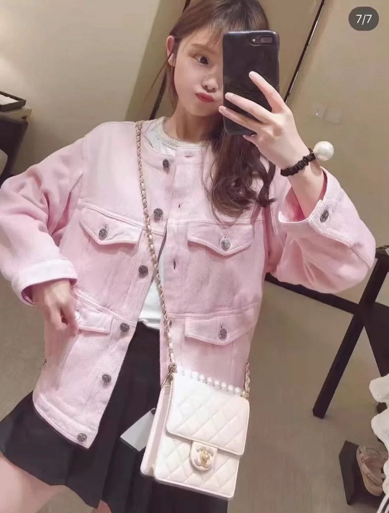 Chanel Chanel 19P pink denim gradient jacket Size XS / US 0-2 / IT 36-38 - 2 Thumbnail