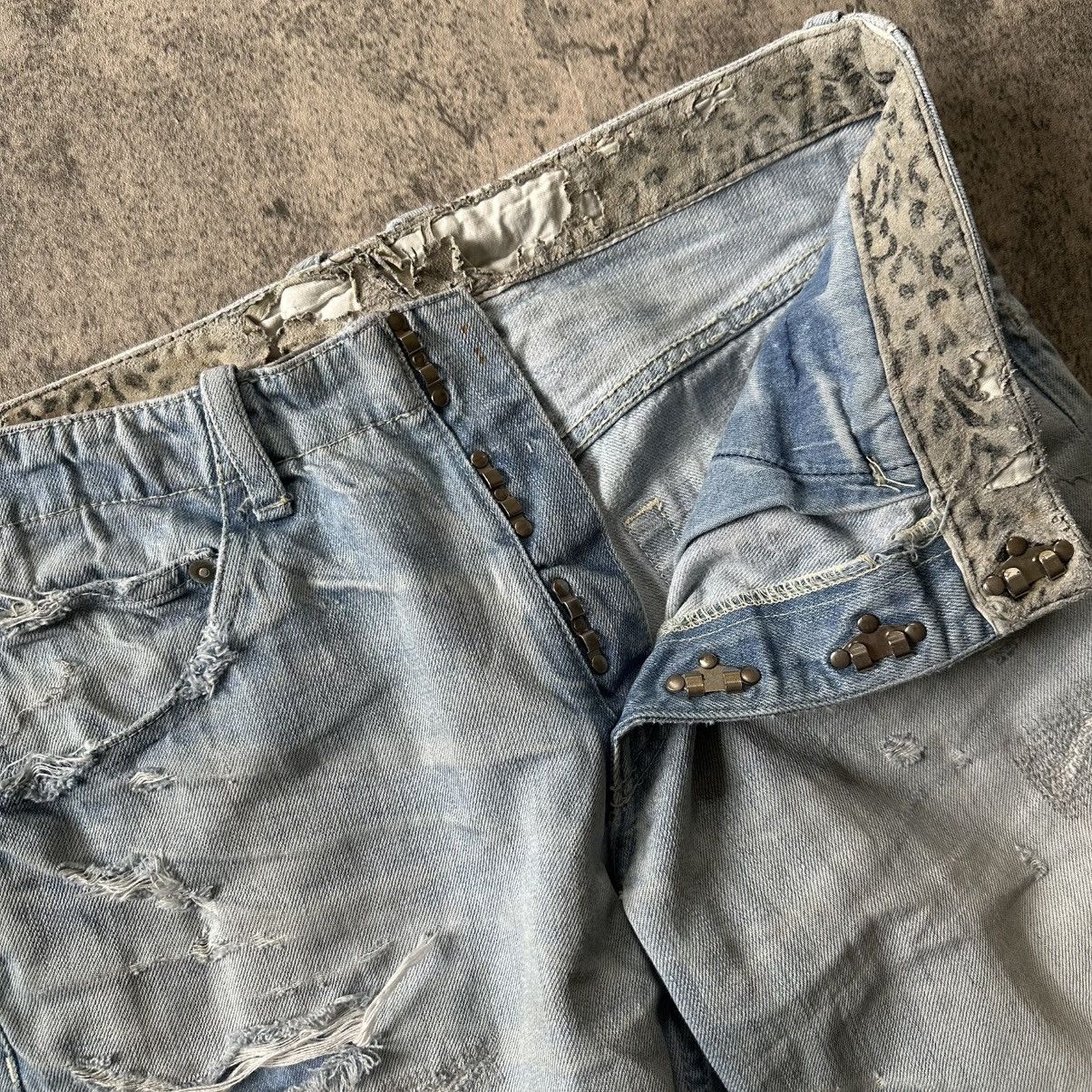 Isamu Katayama Backlash Isamu Katayama Backlash ‘Leather Repair’ Distressed Denim Size US 31 - 4 Thumbnail