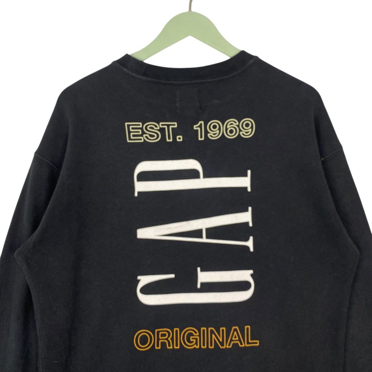 Vintage Vintage Gap Big Logo Printed Black Pullover Jumper Size M Size US M / EU 48-50 / 2 - 1 Thumbnail