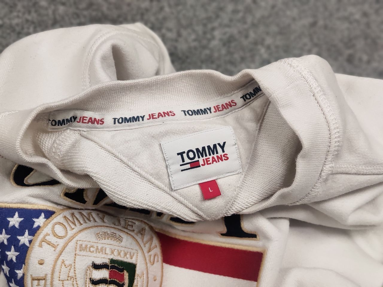 Tommy Hilfiger Tommy Jeans Crew Chek Embroidered Sweatshirt Vintage Style Size US M / EU 48-50 / 2 - 15 Thumbnail