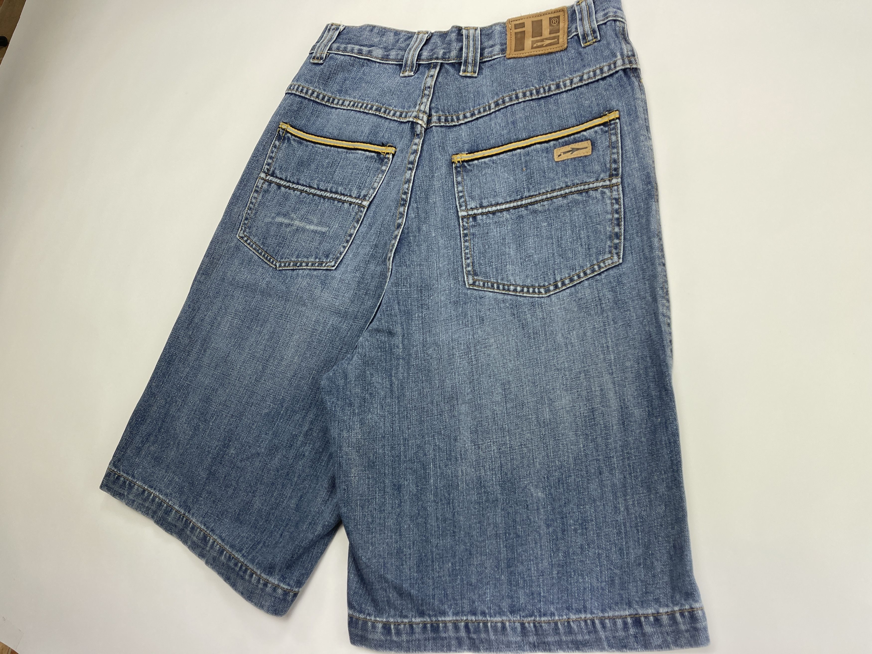 Other Nas Illmatic Designz jeans shorts, vintage baggy, 90s W 30 Size US 30 / EU 46 - 4 Thumbnail