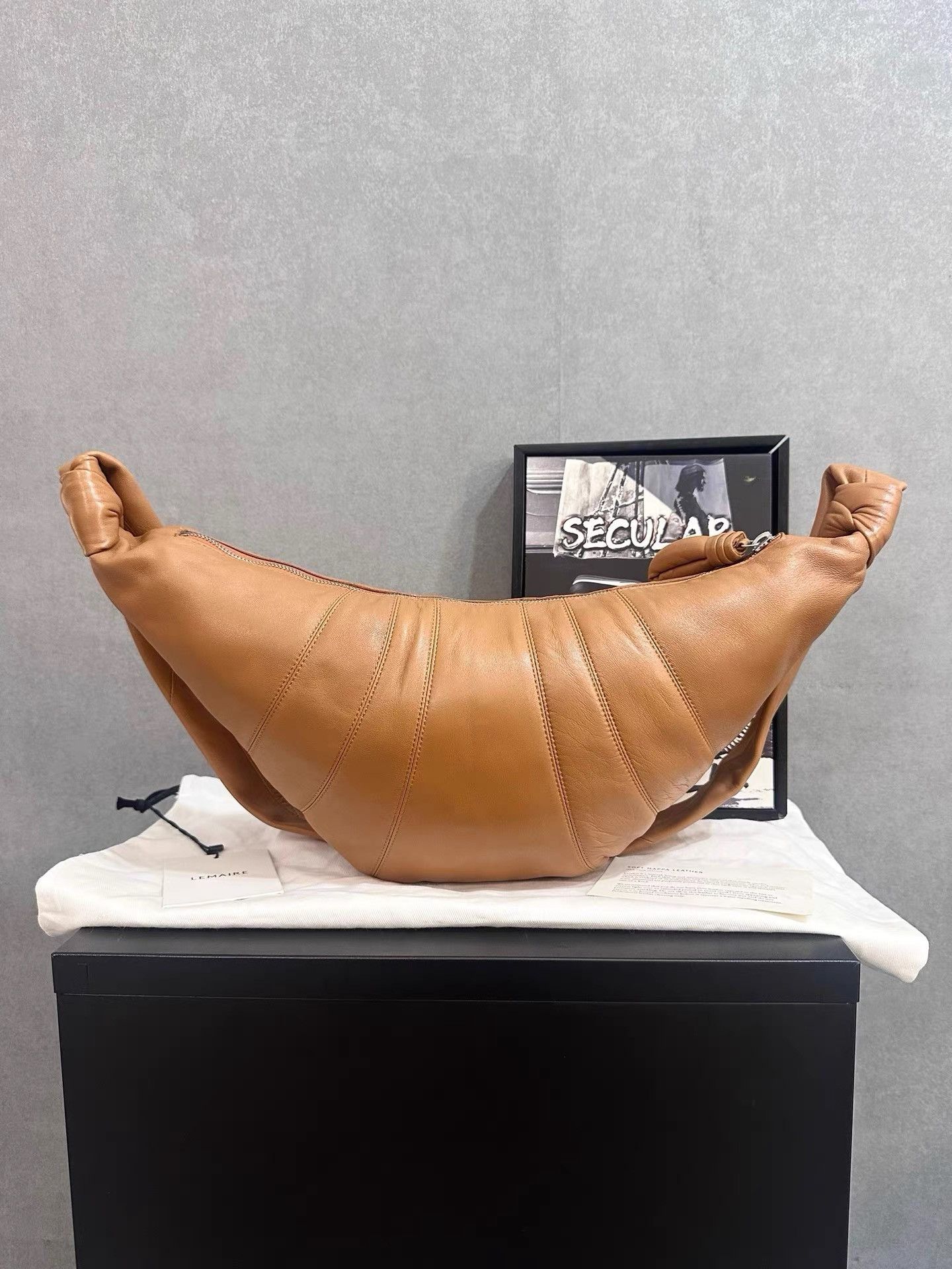 Lemaire Lemaire Sugar Brown Medium Croissant Bag K34 Size ONE SIZE - 1 Thumbnail