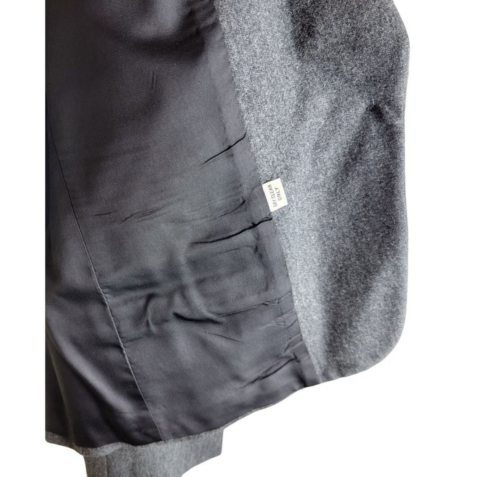 Jones New York Vintage Jones New York Womens Wool Tweed Blazer size 10 Grey Size L / US 10 / IT 46 - 10 Thumbnail