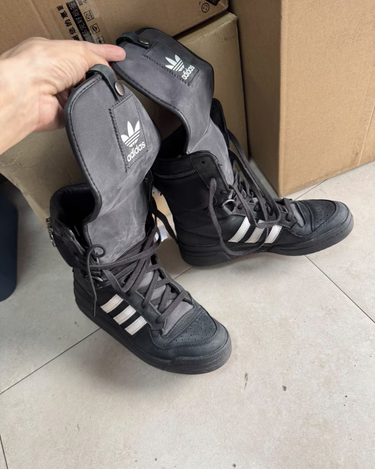 Adidas Adidas Jeremy Scott JS Tall Boy Boxing Shoes D65984 K37 Size US 7 / IT 37 - 5 Thumbnail