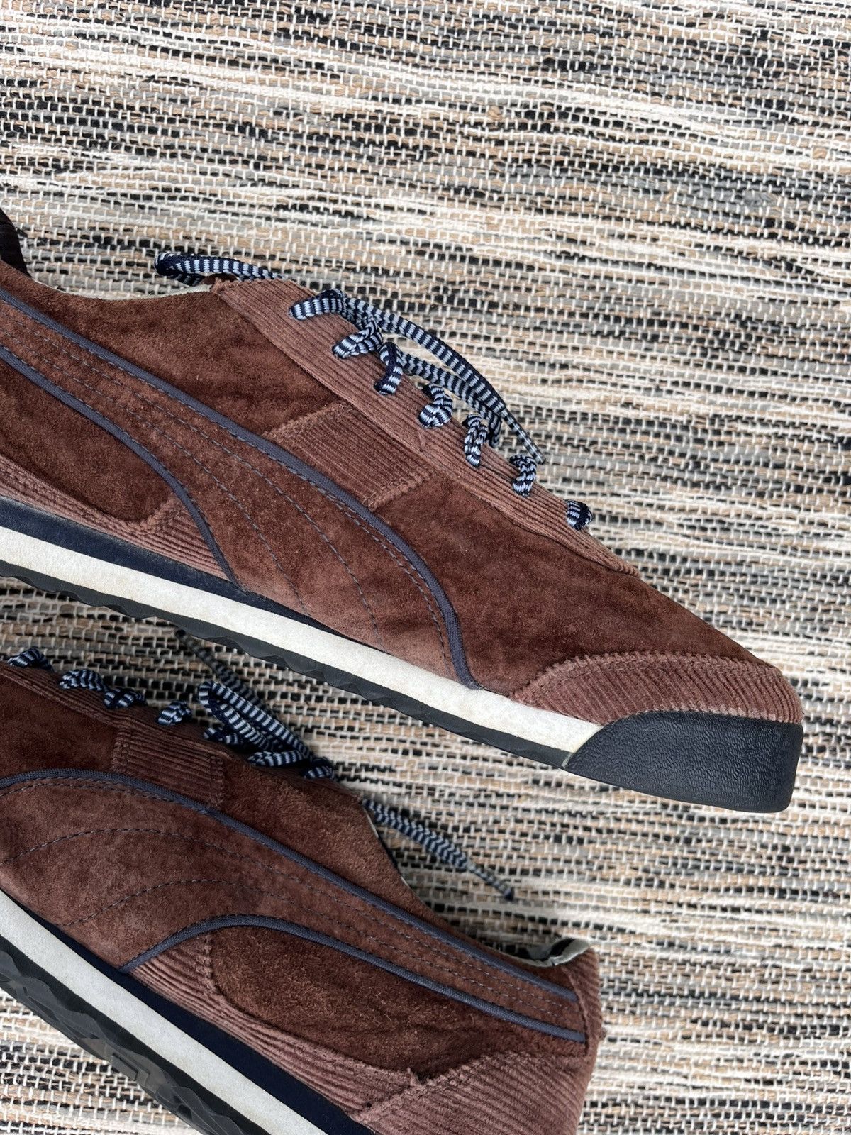 Puma Rare Vintage Puma Corduroy Suede Brown Sneakers Avantgarde Size US 10.5 / EU 43-44 - 10 Thumbnail