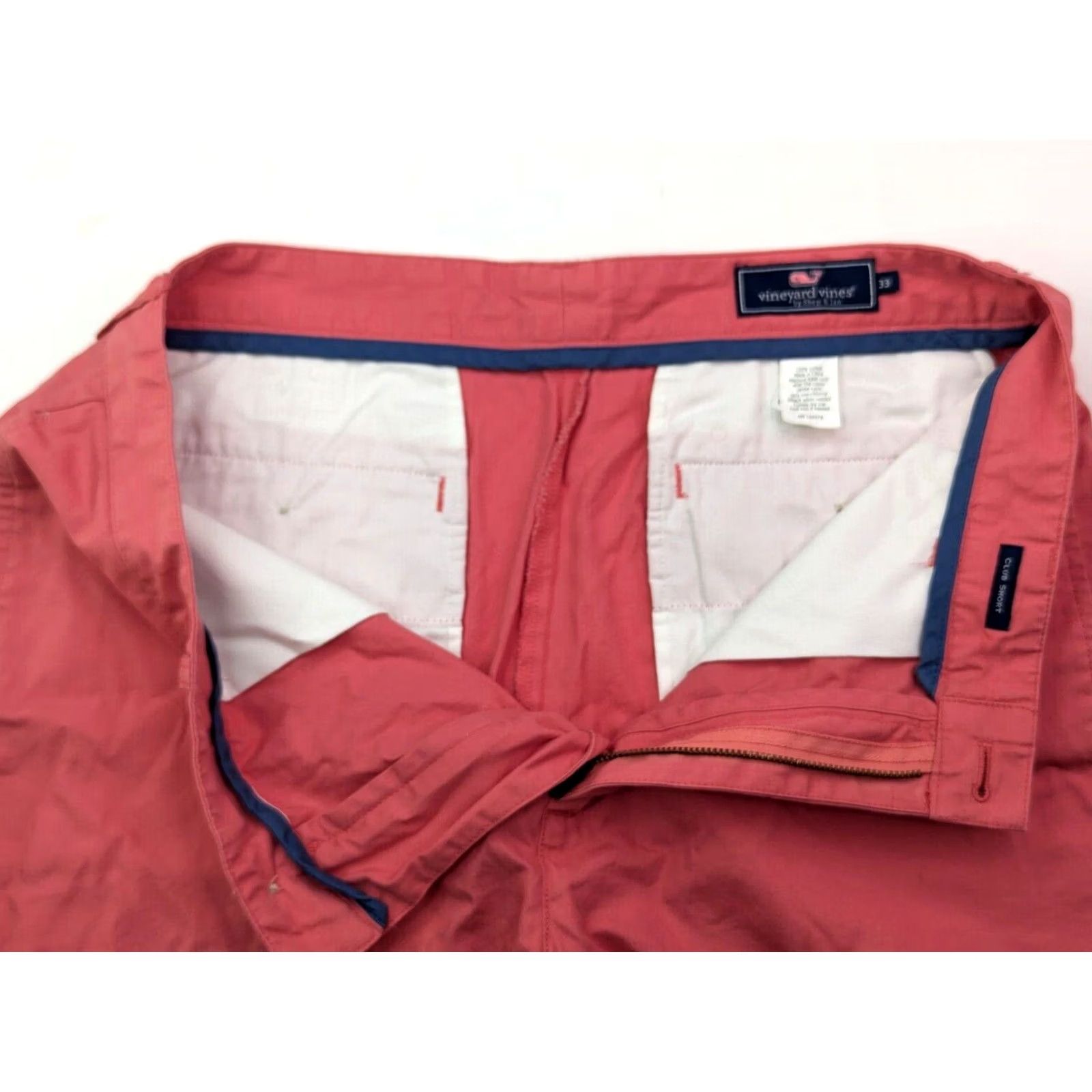 Vineyard Vines Vineyard Vines Club Chino Shorts Men 33 x 7 Salmon Red Pink Solid Flat Front Size US 33 - 7 Thumbnail