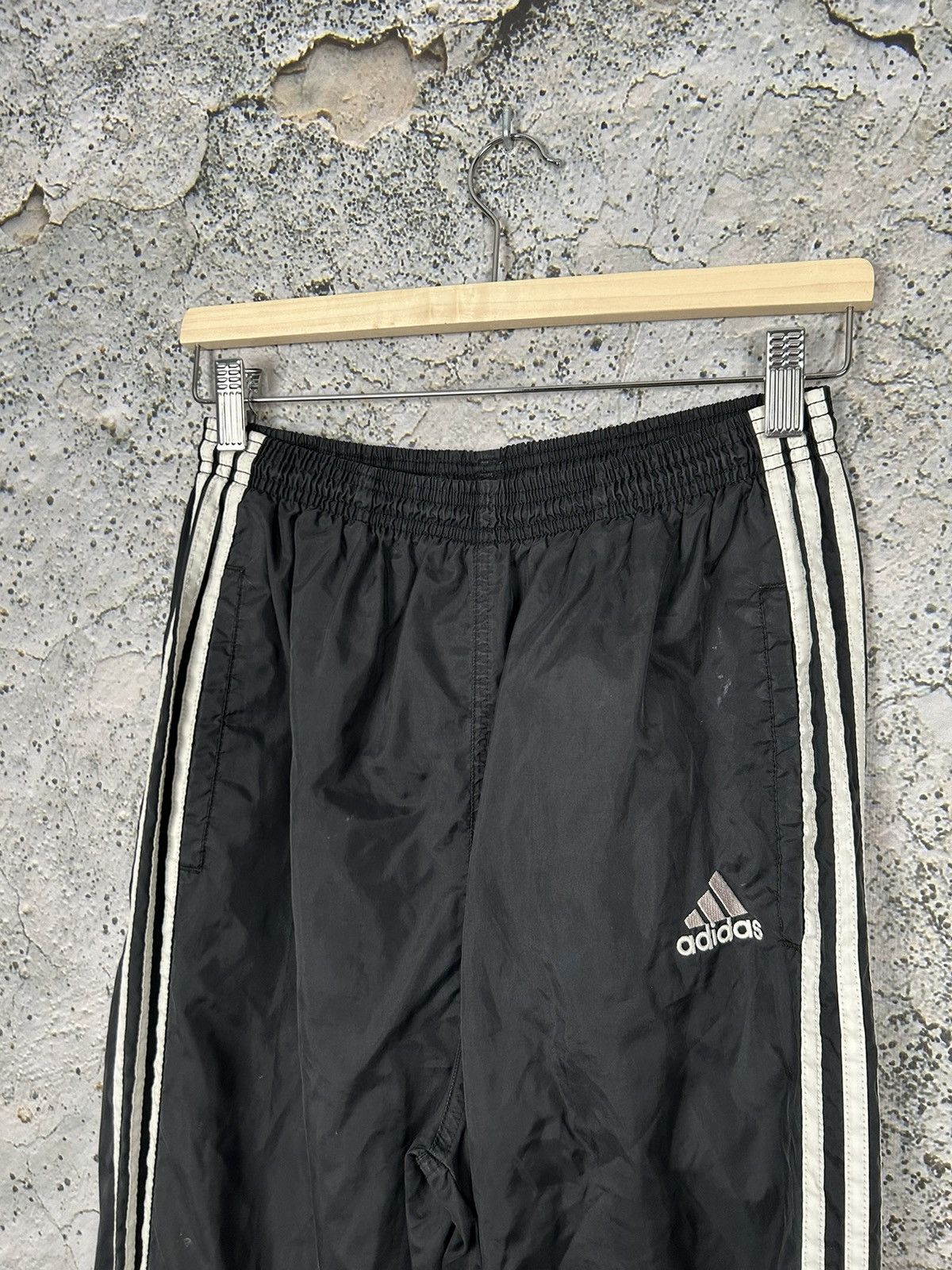 Adidas Vintage Adidas 90s Three Stripes Sportswear Sweatpants Size US 30 / EU 46 - 3 Thumbnail