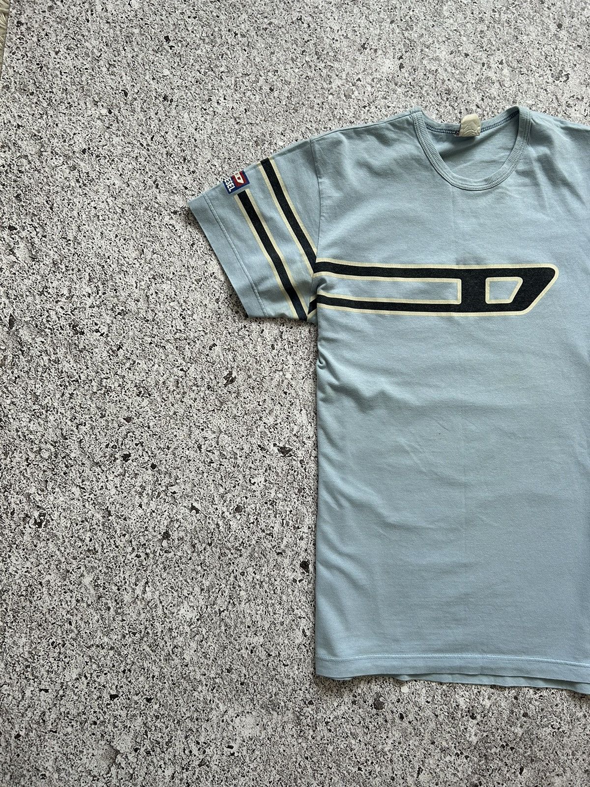 Diesel × Japanese Brand Vintage 90s Diesel Big logo t-shirt retro rare Y2K Size US M / EU 48-50 / 2 - 3 Thumbnail
