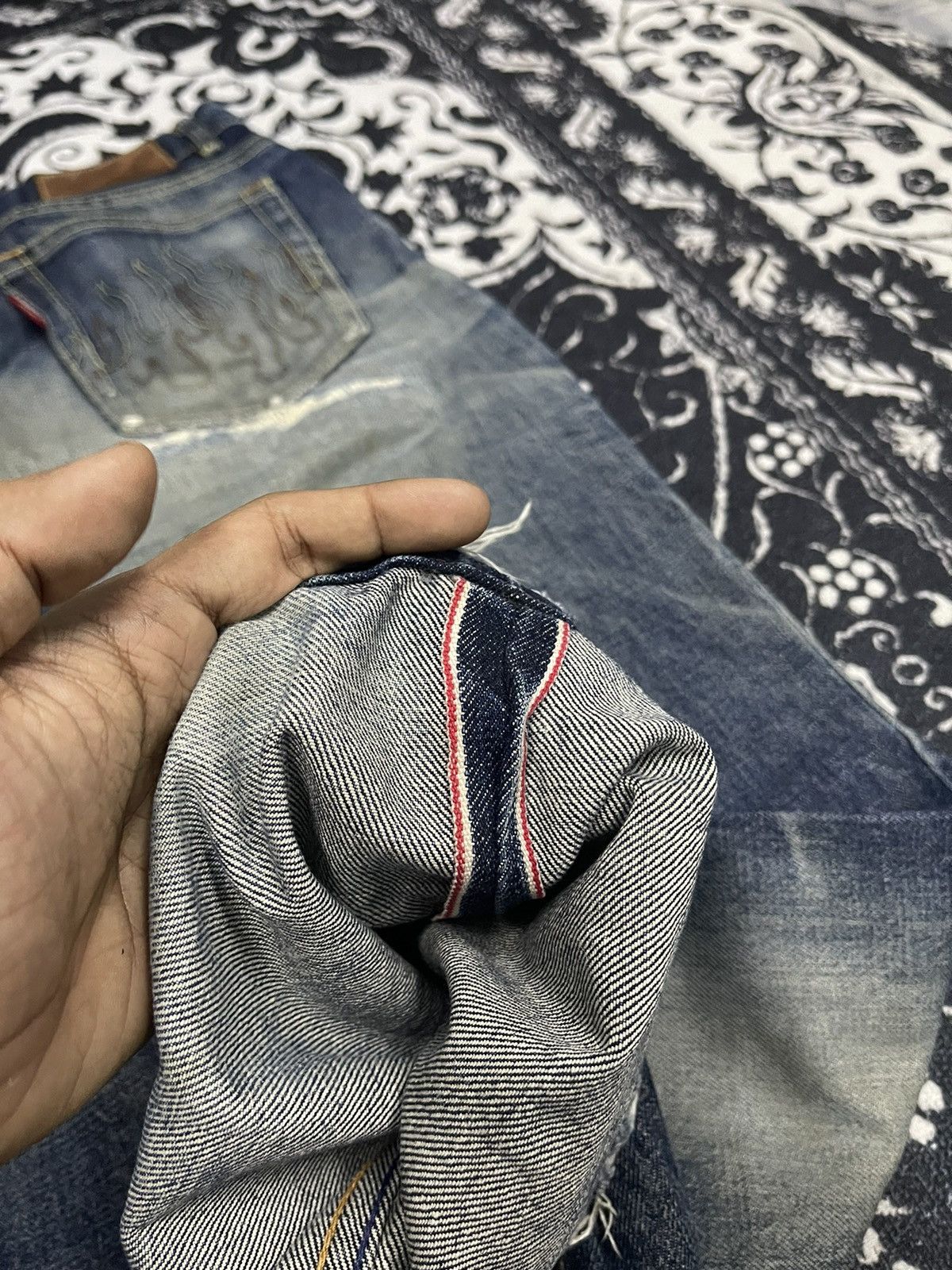 Beauty Beast 90s DRAGON JEANS FLAME POCKET SALVEDGE DISTRESSED Size US 28 / EU 44 - 20 Thumbnail