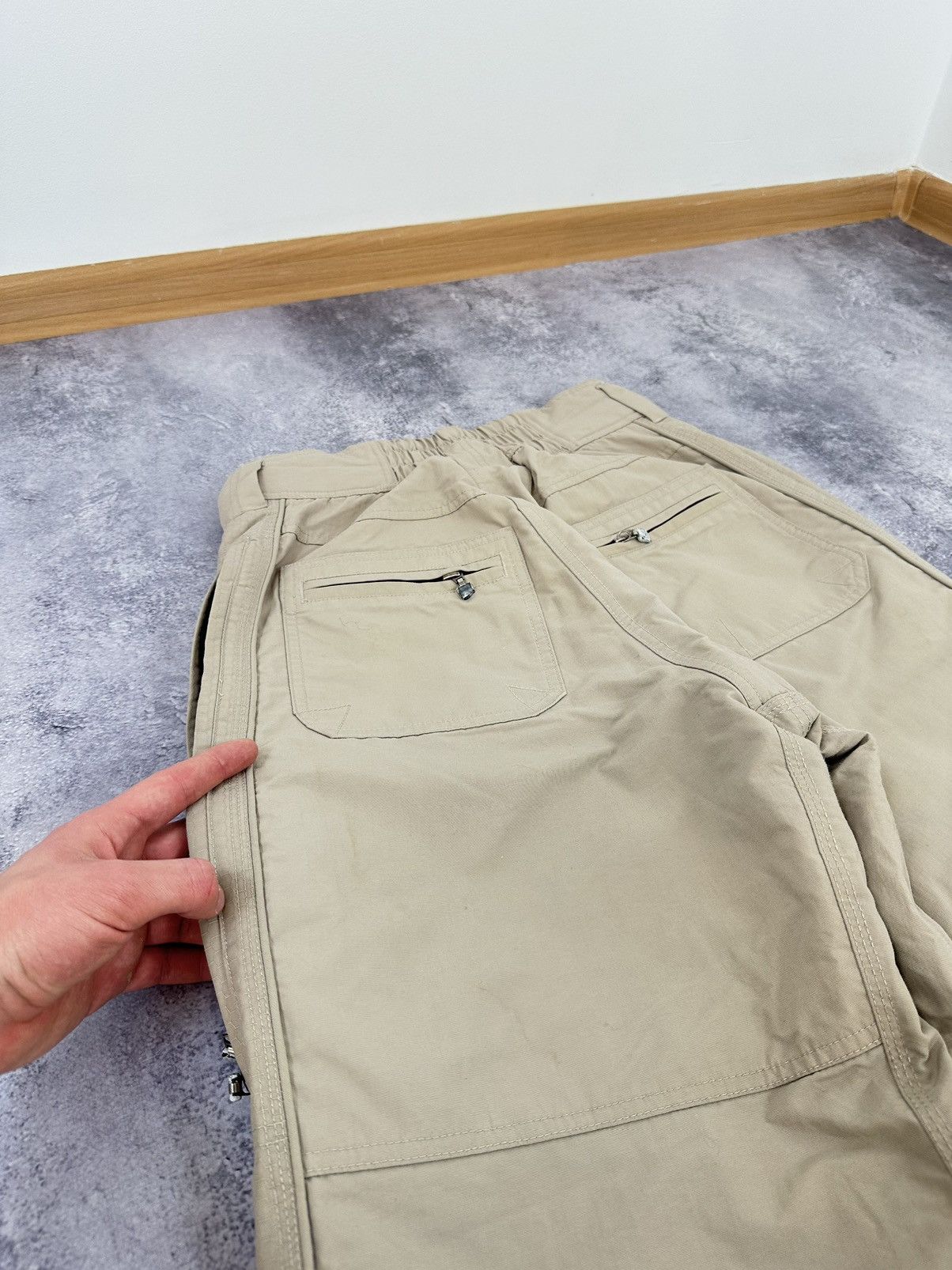 Oakley Vintage Oakley Ski Snowboarding Shell Hype Gorpcore Pants Size US 29 - 12 Thumbnail