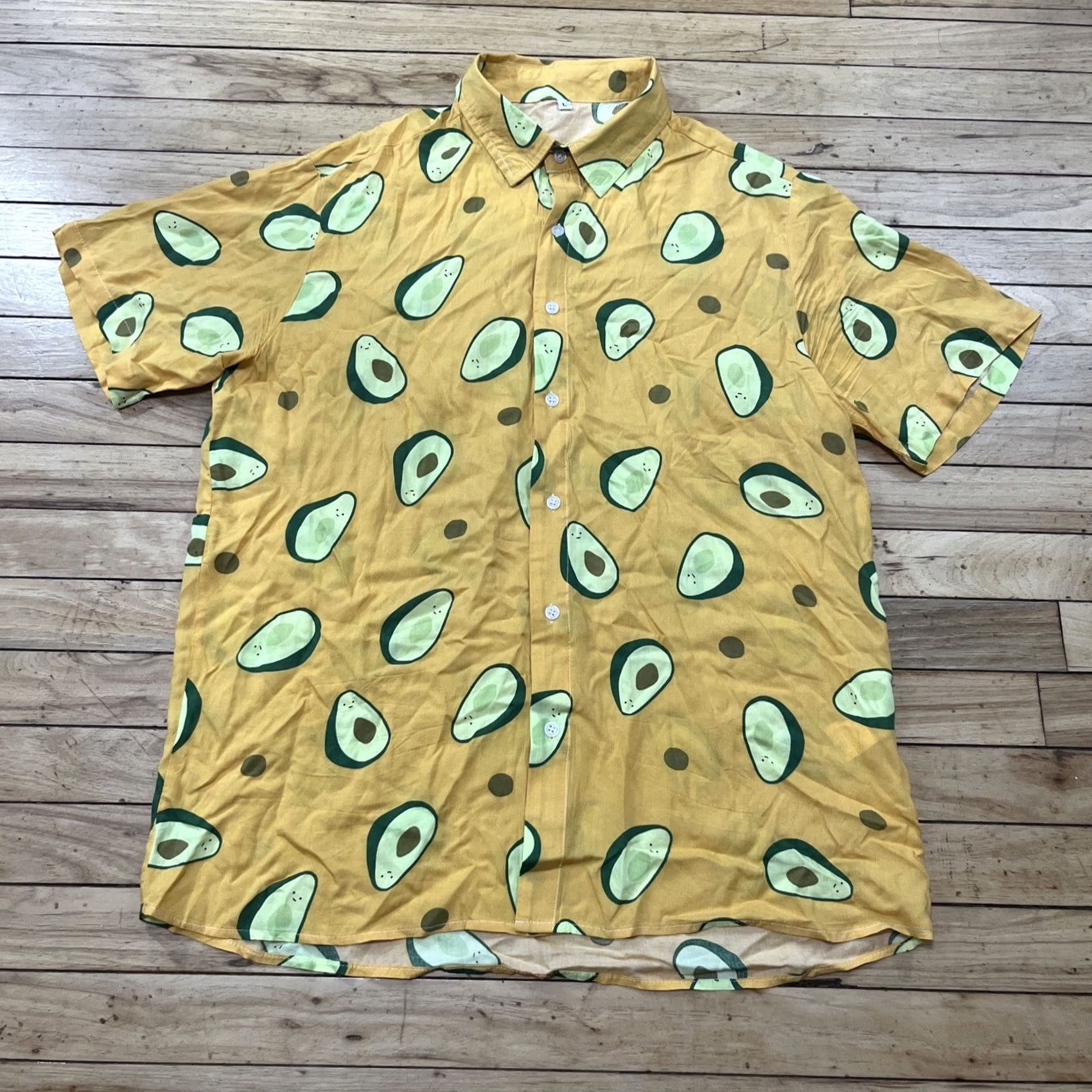 Vintage Men Avocado Print Button-Up Shirt L Yellow Green Lightweight Summer 46" Casual Travel, Short Sleeve, Collared, Rayon, Woven, Relaxed Mens Size US L / EU 52-54 / 3 - 3 Thumbnail