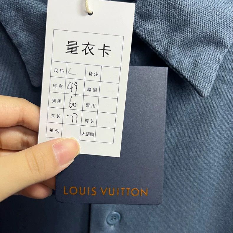 Louis Vuitton Louis Vuitton Blue flocked logo printed knit short sleeve s Size US L / EU 52-54 / 3 - 3 Thumbnail