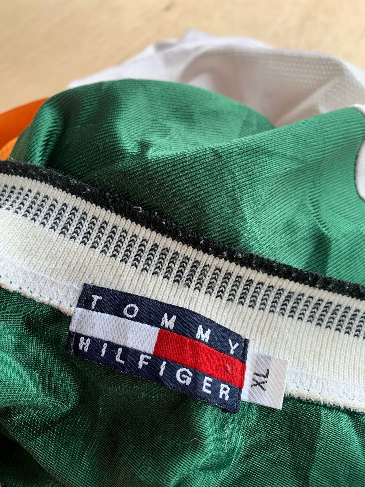 Japanese Brand × Tommy Hilfiger × Vintage Vintage Tommy Hilfiger Jersey Size US XL / EU 56 / 4 - 4 Thumbnail