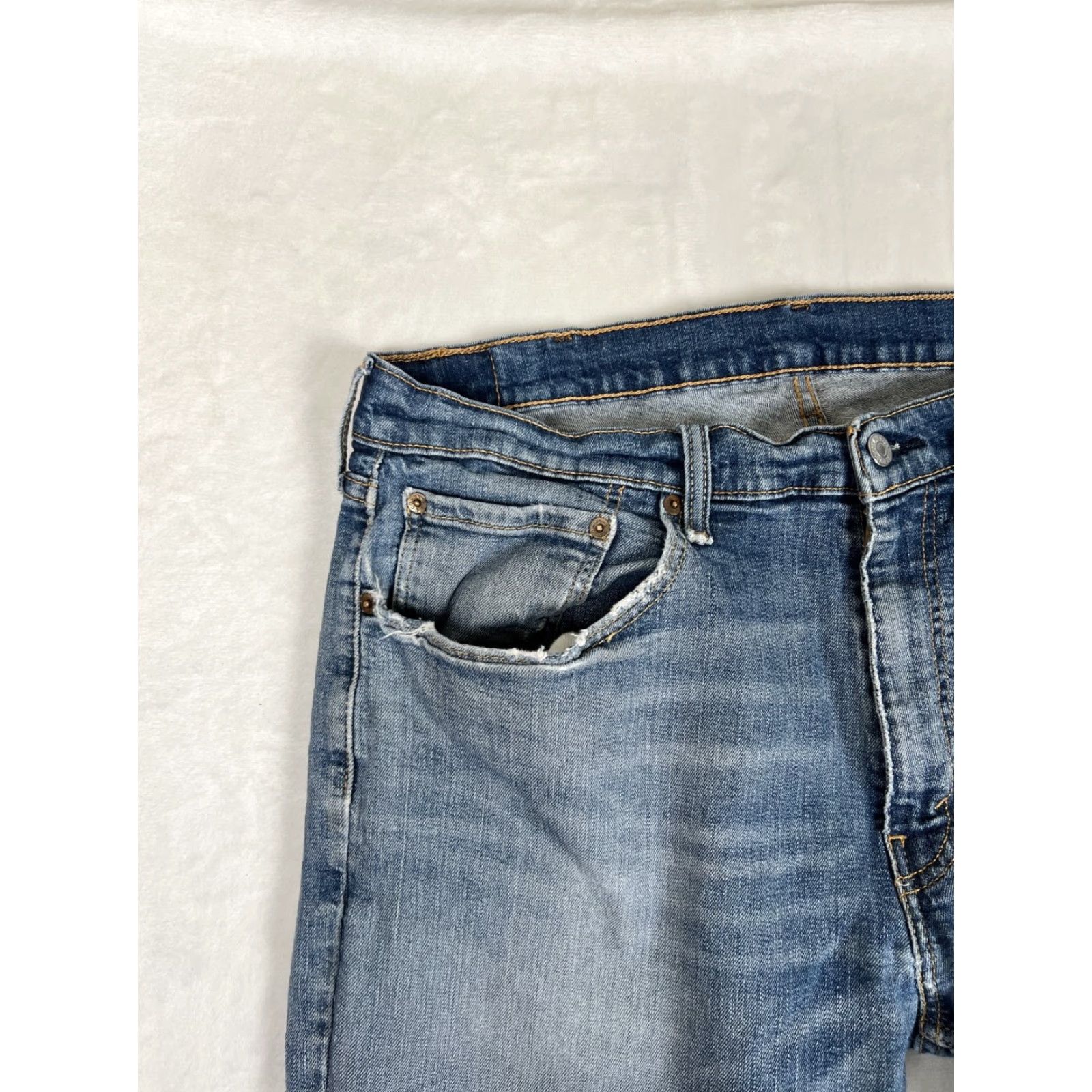 Levi's VINTAGE Levi's 559 Jeans 38x32 Blue Denim Relaxed Straight 90s Grunge Mens Jeans Size US 38 / EU 54 - 3 Thumbnail