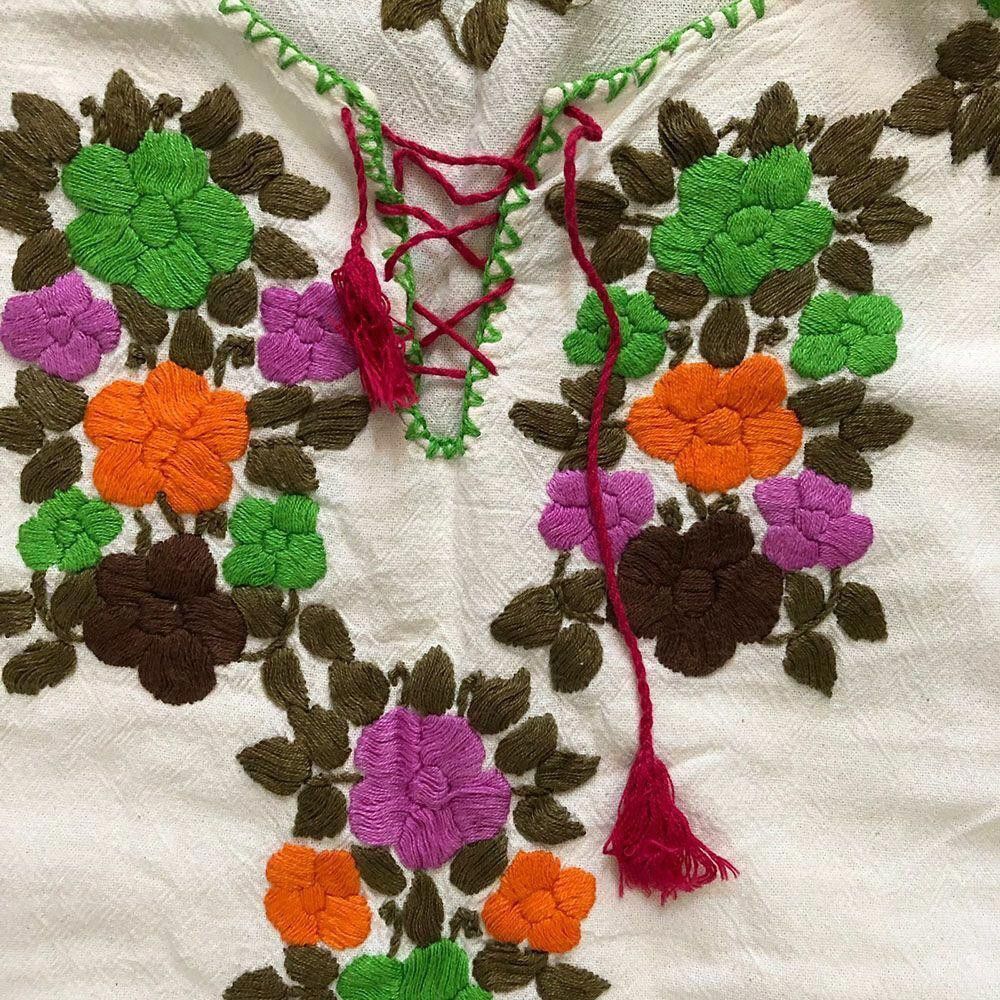 Designer Used White Hand Made Embroidered Floral Blouse L Size L / US 10 / IT 46 - 5 Thumbnail