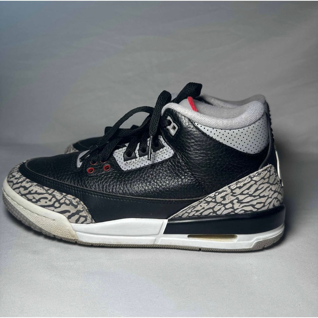 Jordan Brand × Nike Size 7 Air Jordan 3 Retro OG BG Black Cement 2018 Men's Shoe Size US 7 / EU 40 - 8 Thumbnail