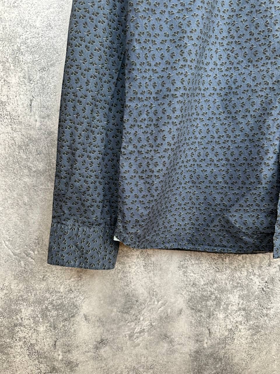 Paul Smith Paul Smith Jeans Button Up Shirt Flowered Navy LS Size US L / EU 52-54 / 3 - 6 Thumbnail