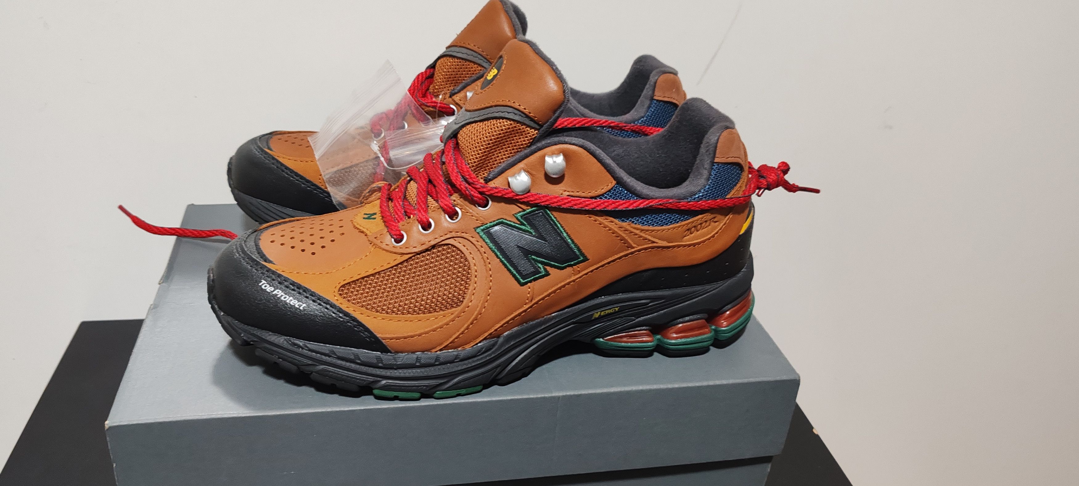 New Balance New Balance 2002 R Pack Baskets En Cuir Marron Tg: 43 Size US 10 / EU 43 - 5 Thumbnail