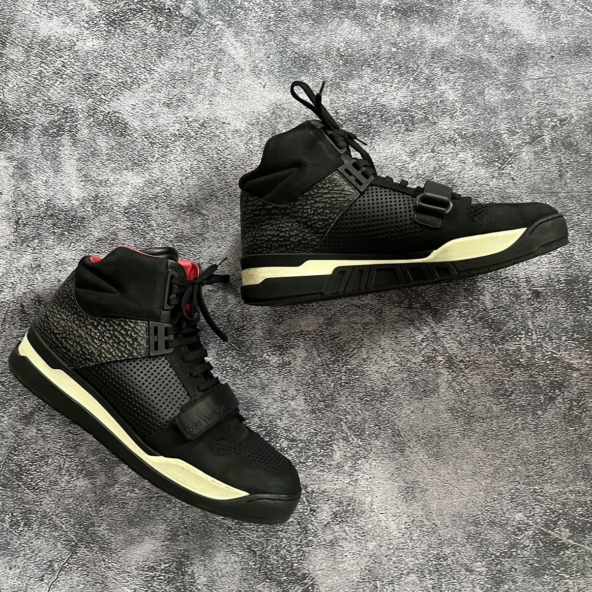 Louis Vuitton Louis Vuitton LV Trainer Hi-Top Sneakers Leather Size 10.5US Size US 10.5 / EU 43-44 - 1 Thumbnail
