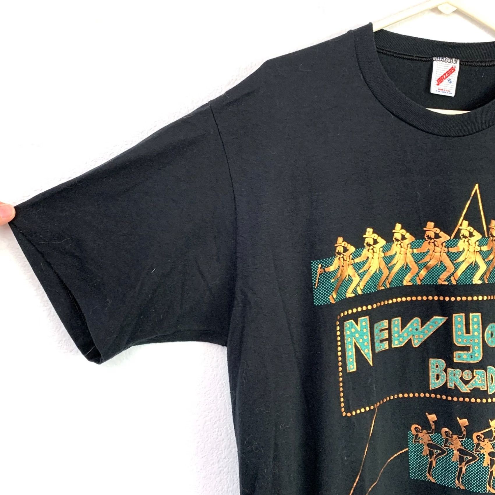 Jerzees VINTAGE JERZEES Black Dancing Line Art Shiny Gold T-Shirt XL New York Broadway 90s Unisex Adults Size US XL / EU 56 / 4 - 2 Thumbnail