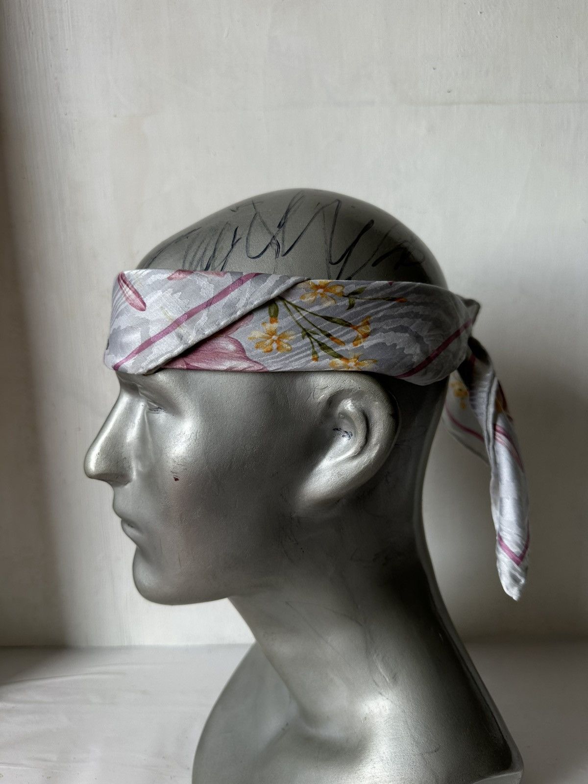 Vintage Vintage Burberry Handkerchief/ Neckerchief/ Bandana Size ONE SIZE - 2 Thumbnail