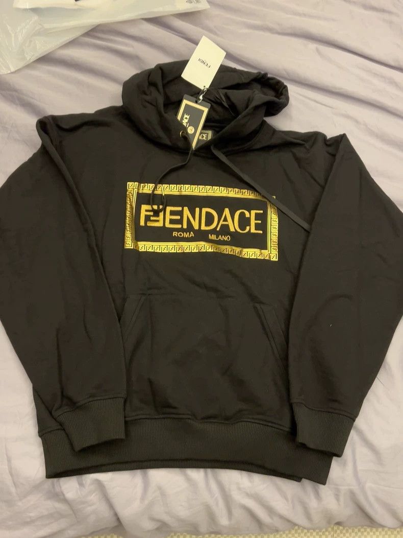 Versace Versace Hooded sweatshirt with gold embroidery print Size US L / EU 52-54 / 3 - 1 Thumbnail