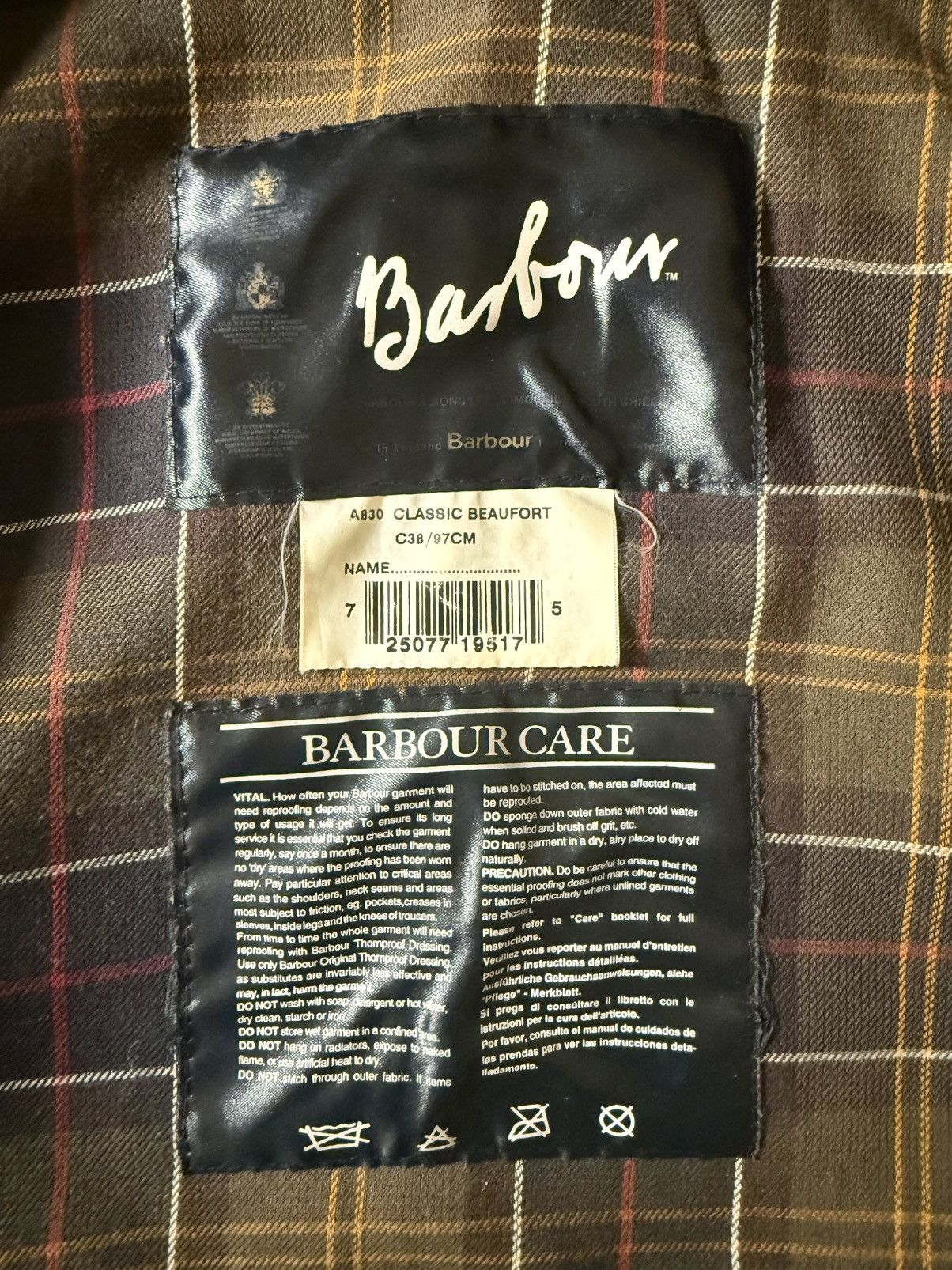 Barbour Barbour Classic Beaufort Olive C38 Made in England old Label Size US M / EU 48-50 / 2 - 2 Thumbnail