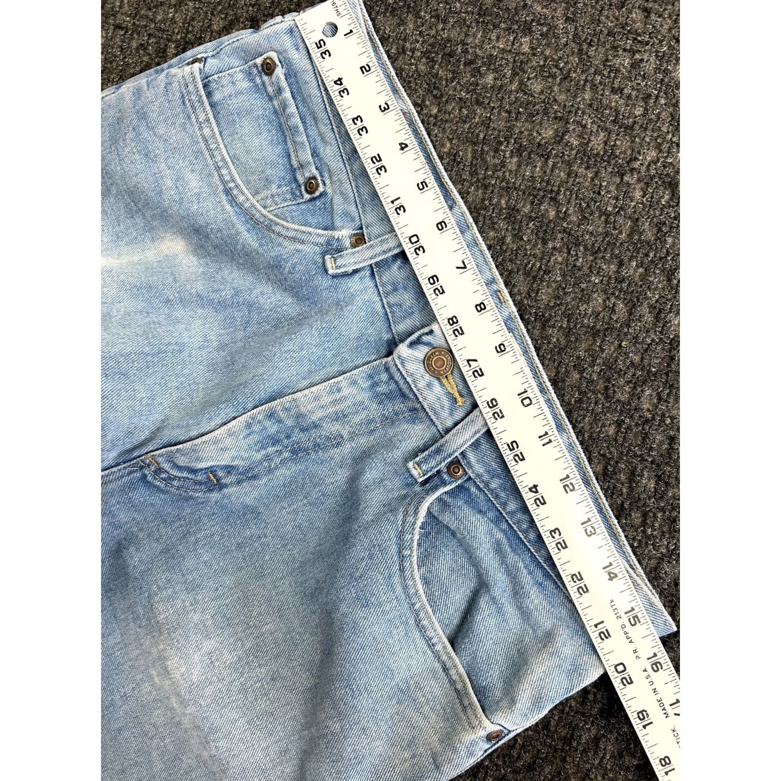 Wrangler Wrangler Jeans Mens 32 x 30 Regular Fit Straight Light Wash Distressed Workwear Jeans Distressed Light Wash 90s Cowboy Rock USA Mens Size US 32 / EU 48 - 5 Thumbnail