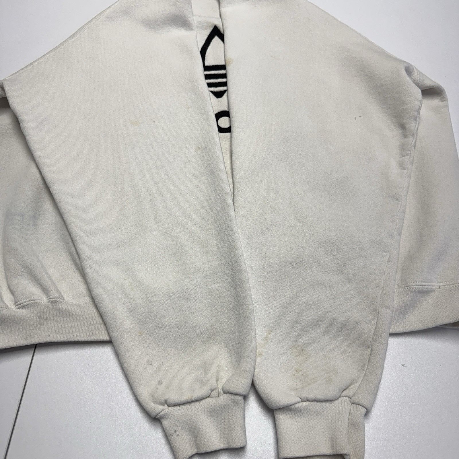 Adidas Vintage 90s Adidas Trefoil Crew Neck Embroidered Sweatshirt Size US L / EU 52-54 / 3 - 8 Thumbnail