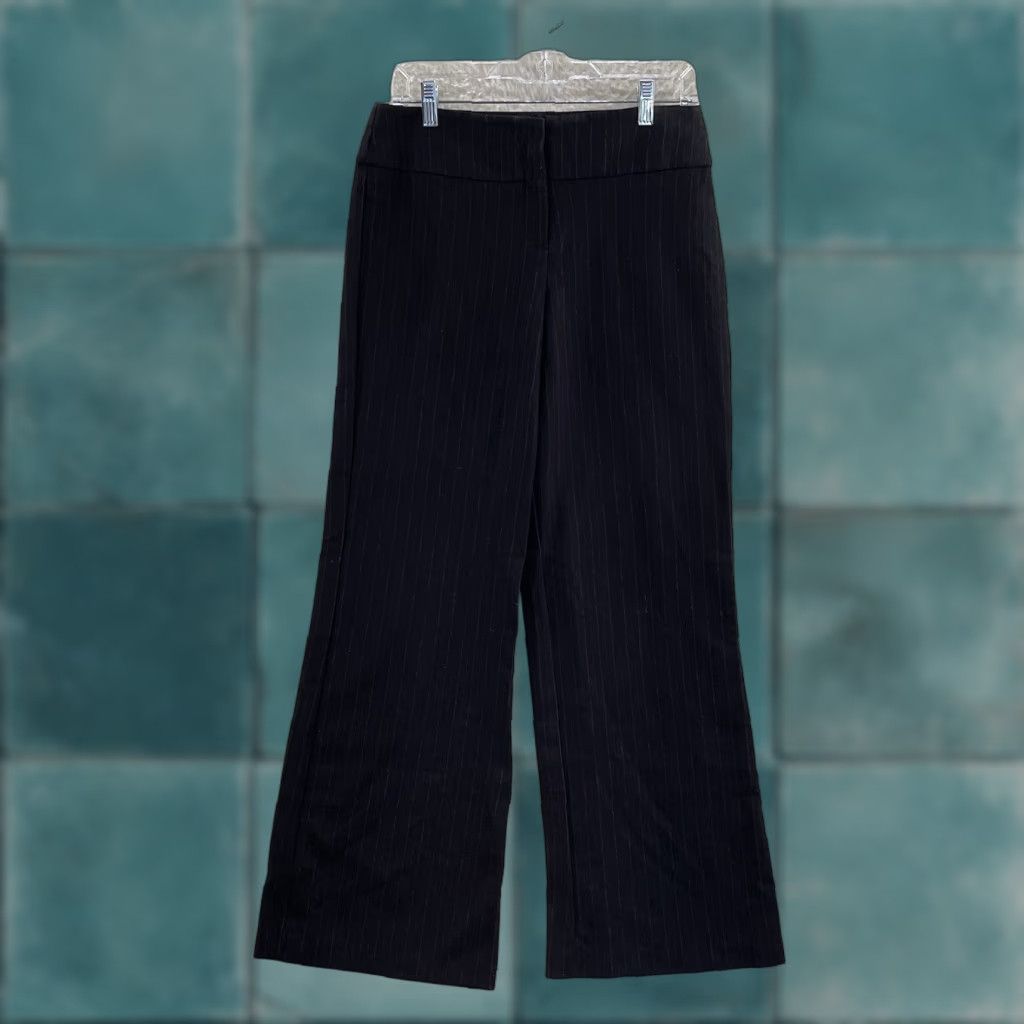 Vintage VINTAGE Y2K Trousers Pants 12 30 Black Pinstripe Wide Flare Leg Corpcore Office Size 34" / US 12 / IT 48 - 1 Thumbnail