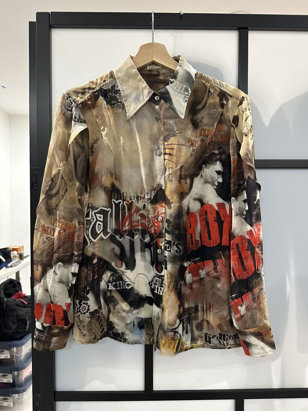 John Galliano John Galliano Iconic Graphic Blouse Size M / US 6-8 / IT 42-44 - 1 Thumbnail