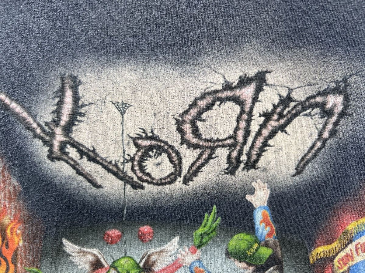 Band Tees Vintage 2002 KORN Untouchables Sun Faded Black Band t shirt Size US XL / EU 56 / 4 - 13 Thumbnail