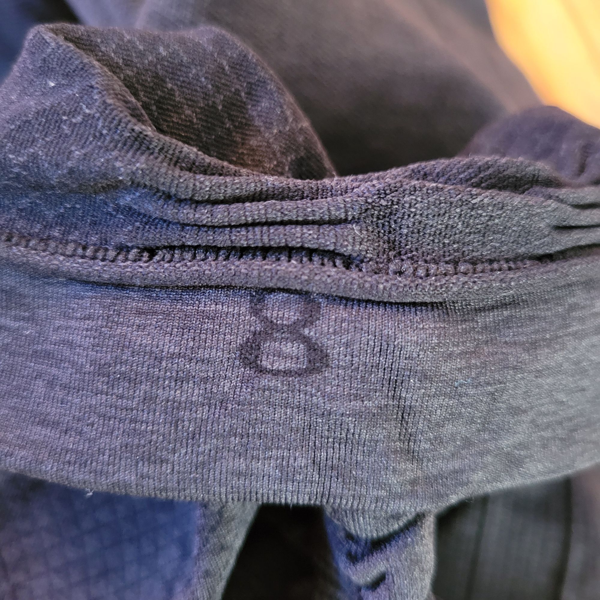 Lululemon Lululemon Yoga Crop Leggings Ruched Details High Waist 8 IN Size 30" / US 8 / IT 44 - 3 Thumbnail