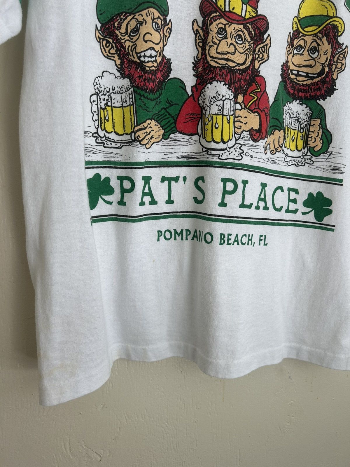 Vintage 70s Vintage St. Patricks Day Leprechauns Drinking Graphic Size US M / EU 48-50 / 2 - 6 Thumbnail