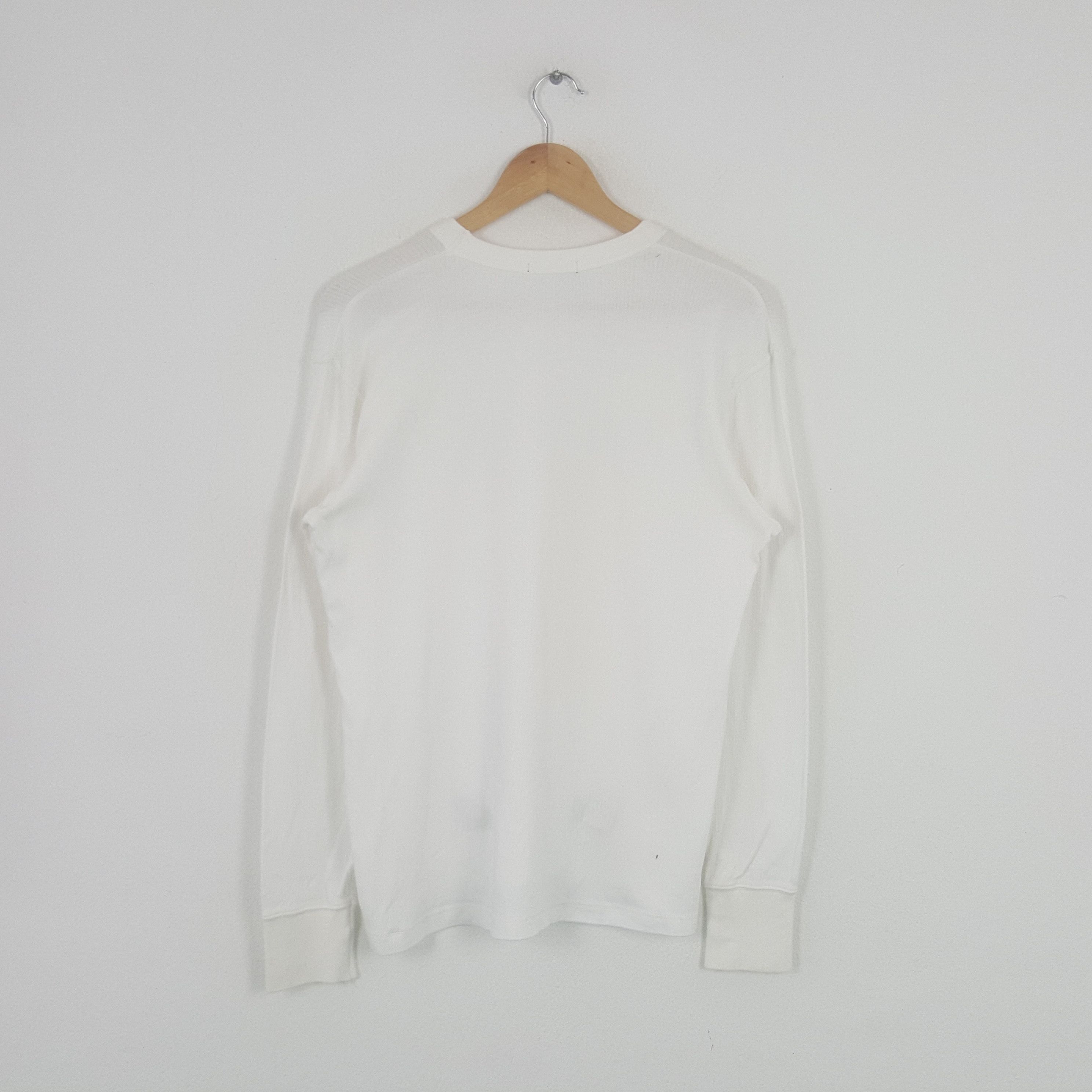 Burberry × Vintage Vintage Burberry London Spell Out Long Sleeve T-shirt Size US L / EU 52-54 / 3 - 3 Thumbnail