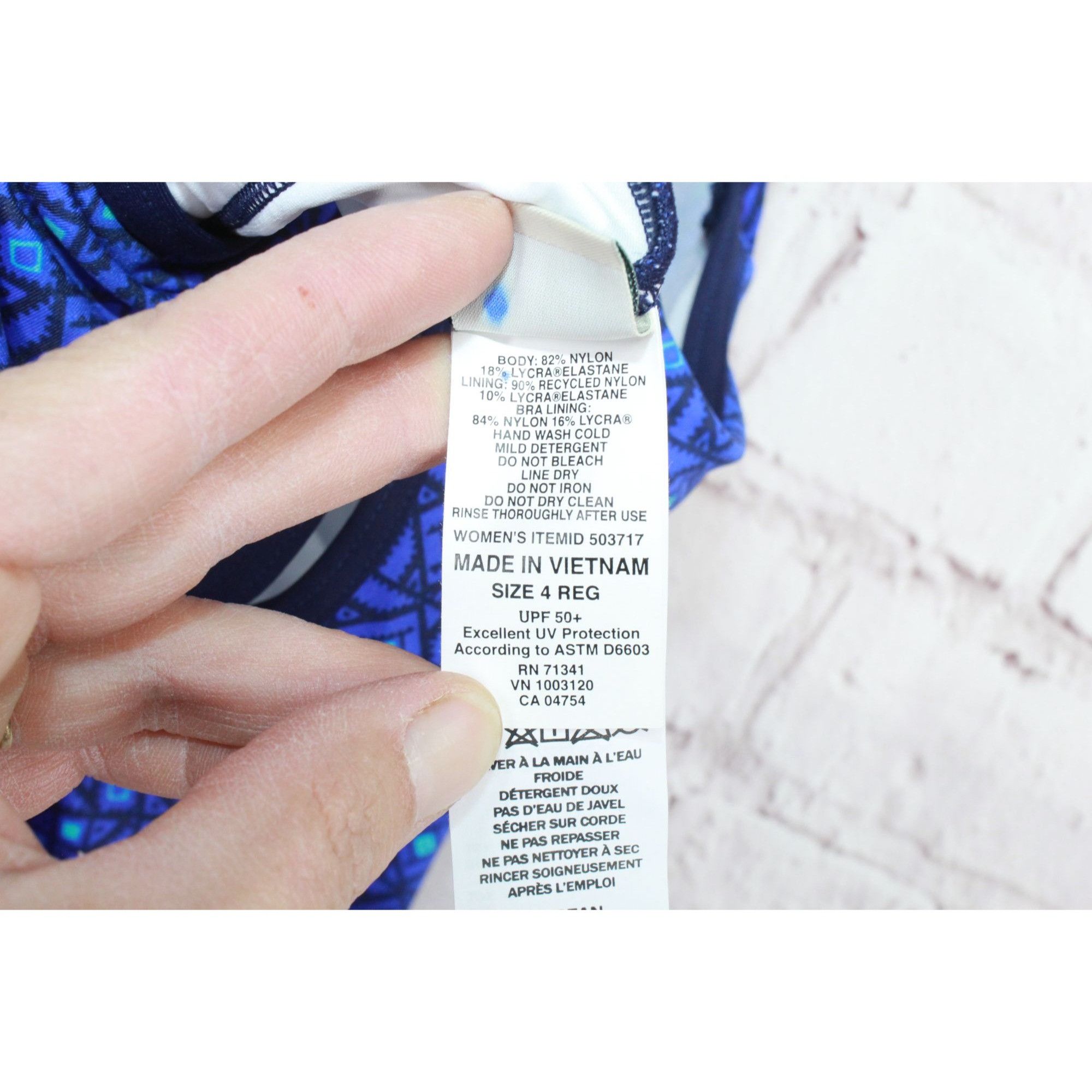 L.L. Bean LL Bean Lightly Padded Lined Racer Back Tankini Suit Top Size S / US 4 / IT 40 - 9 Thumbnail