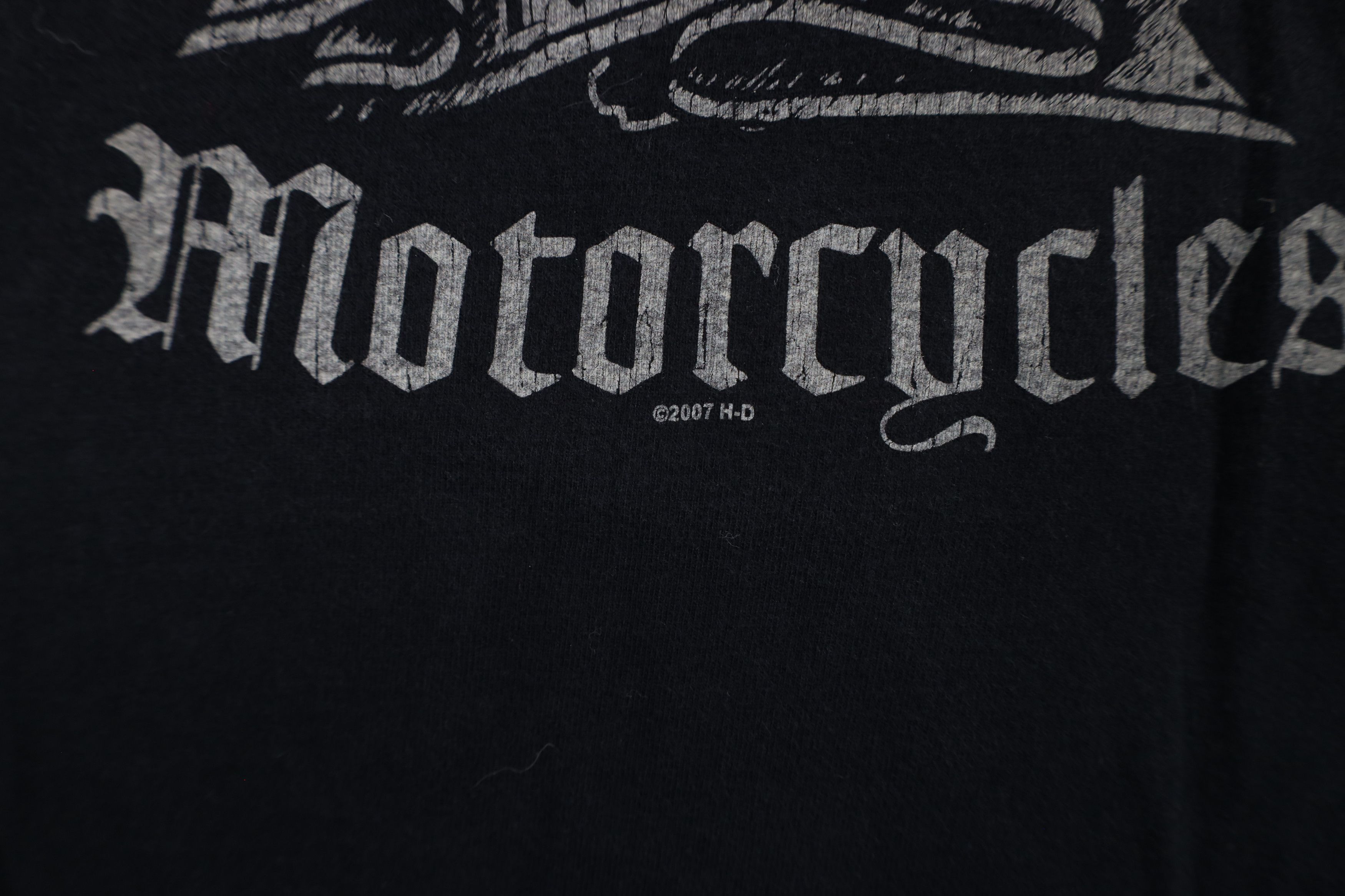 Harley Davidson × Vintage Vintage Y2K Harley Davidson Spell Old English T-Shirt USA Size US L / EU 52-54 / 3 - 5 Thumbnail