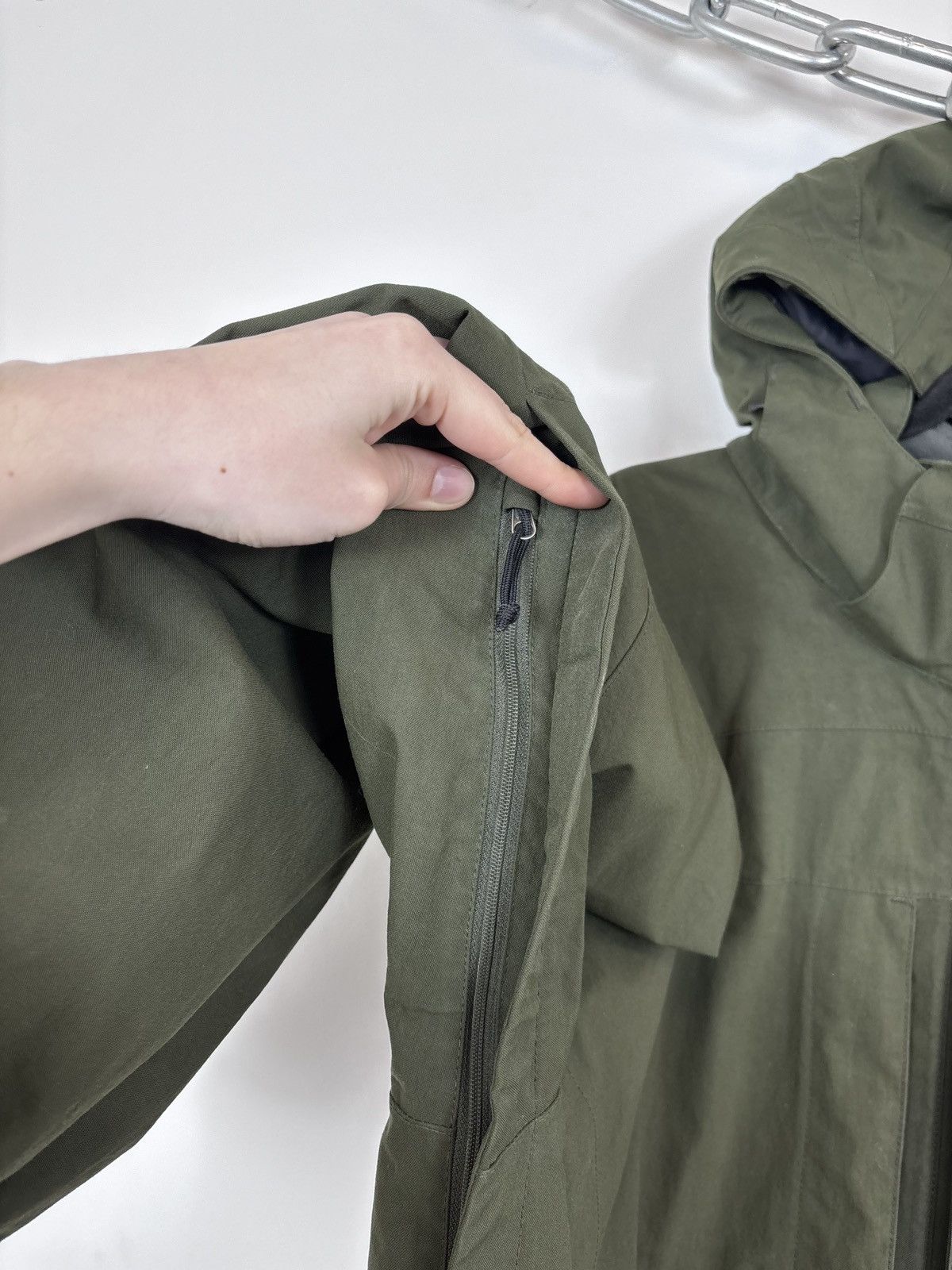 The North Face The North Face Men’s HyVent Khaki Green Hooded Jacket Size US XL / EU 56 / 4 - 16 Thumbnail