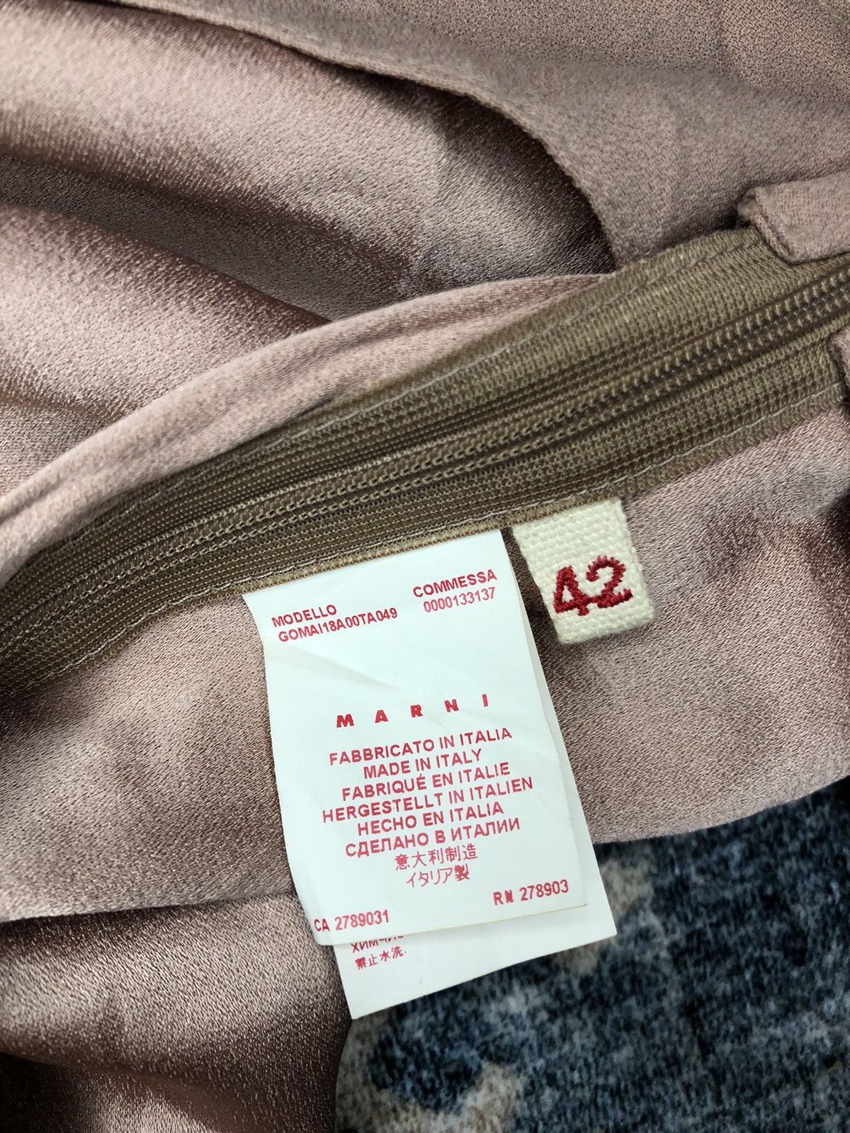 Marni Marni Midi skirt in beige color way. Size 28" / US 6 / IT 42 - 6 Thumbnail