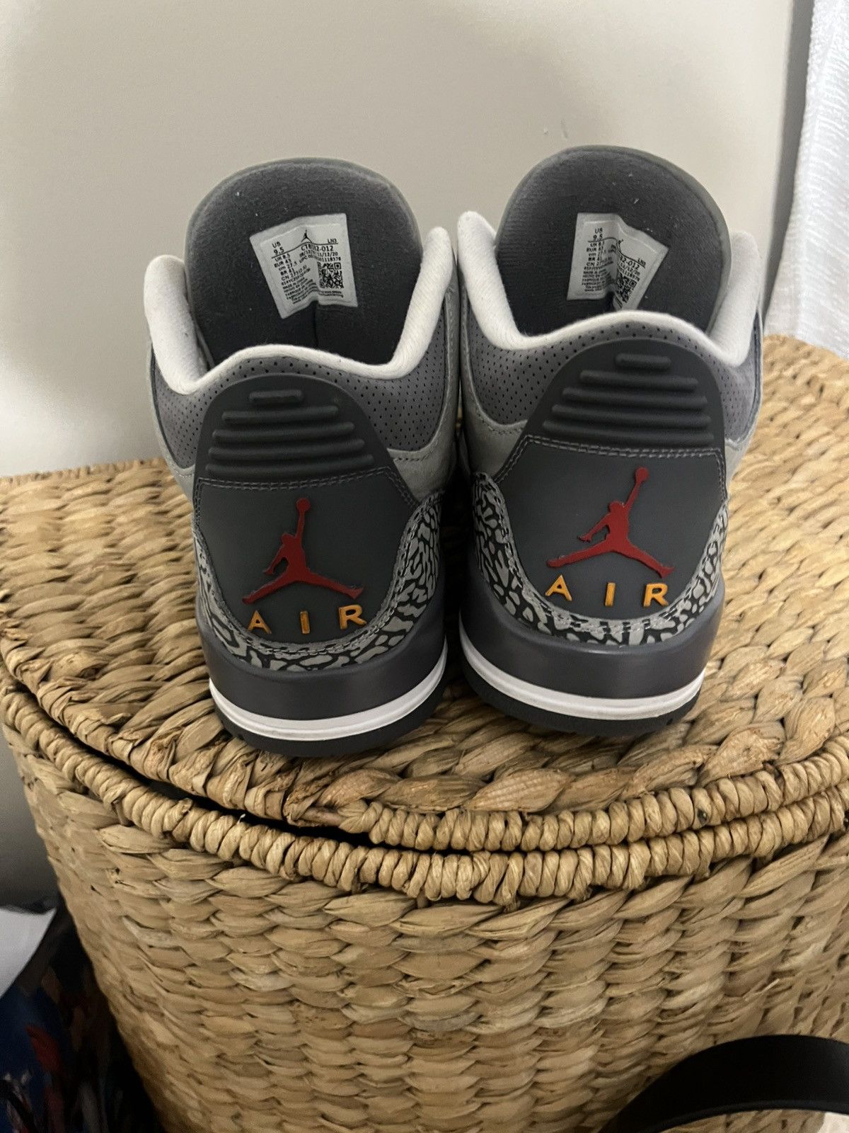 Nike Jordan 3 Retro Cool Grey Size US 9.5 / EU 42-43 - 4 Thumbnail